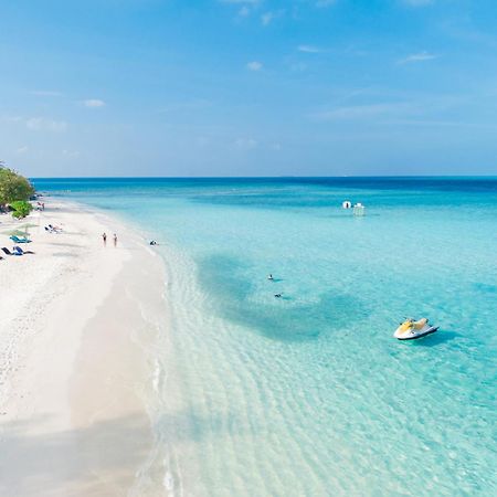 Ayala Oceanview Maldives Hotel Gulhi Eksteriør billede
