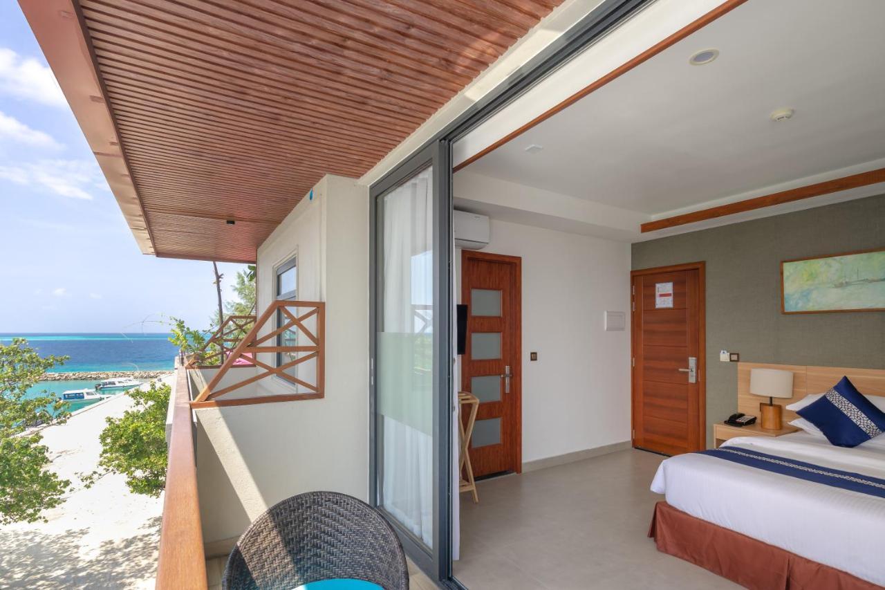 Ayala Oceanview Maldives Hotel Gulhi Eksteriør billede