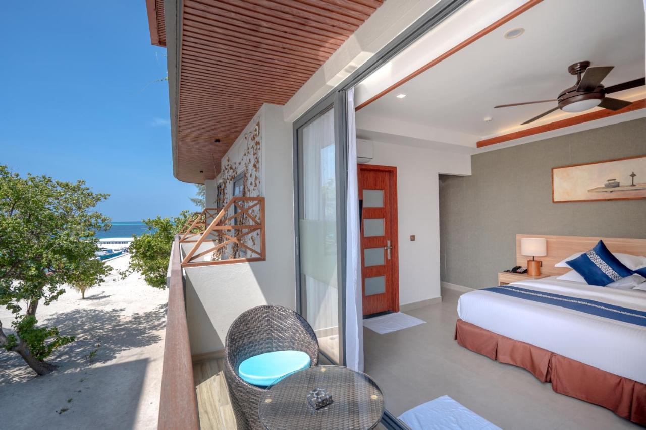 Ayala Oceanview Maldives Hotel Gulhi Eksteriør billede