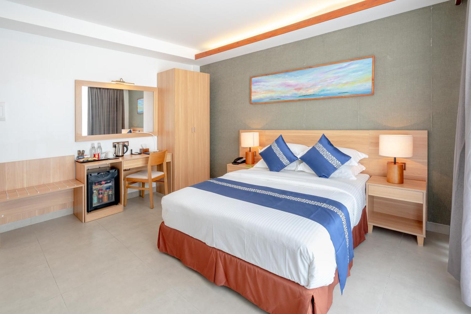 Ayala Oceanview Maldives Hotel Gulhi Eksteriør billede
