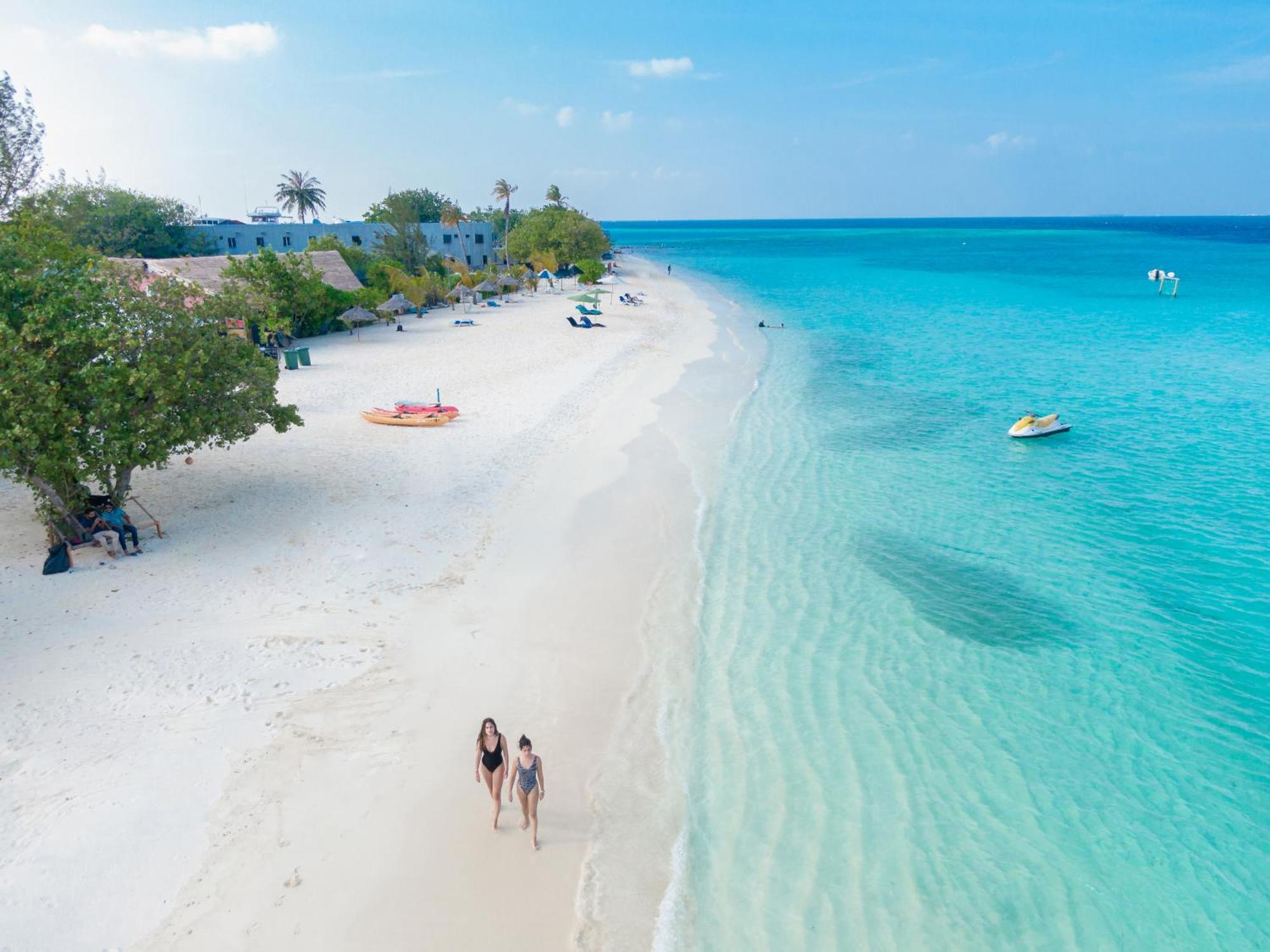 Ayala Oceanview Maldives Hotel Gulhi Eksteriør billede