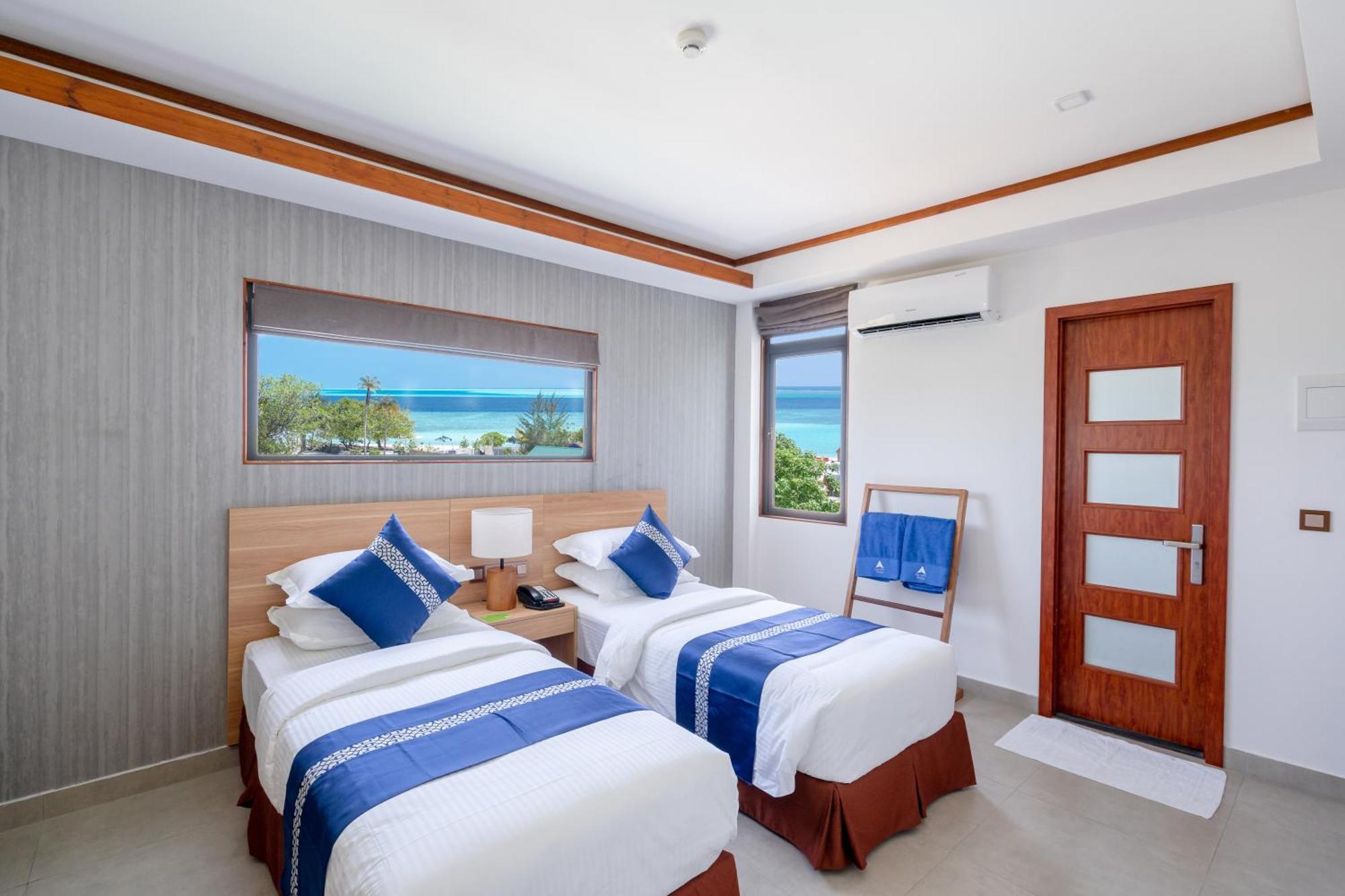 Ayala Oceanview Maldives Hotel Gulhi Eksteriør billede