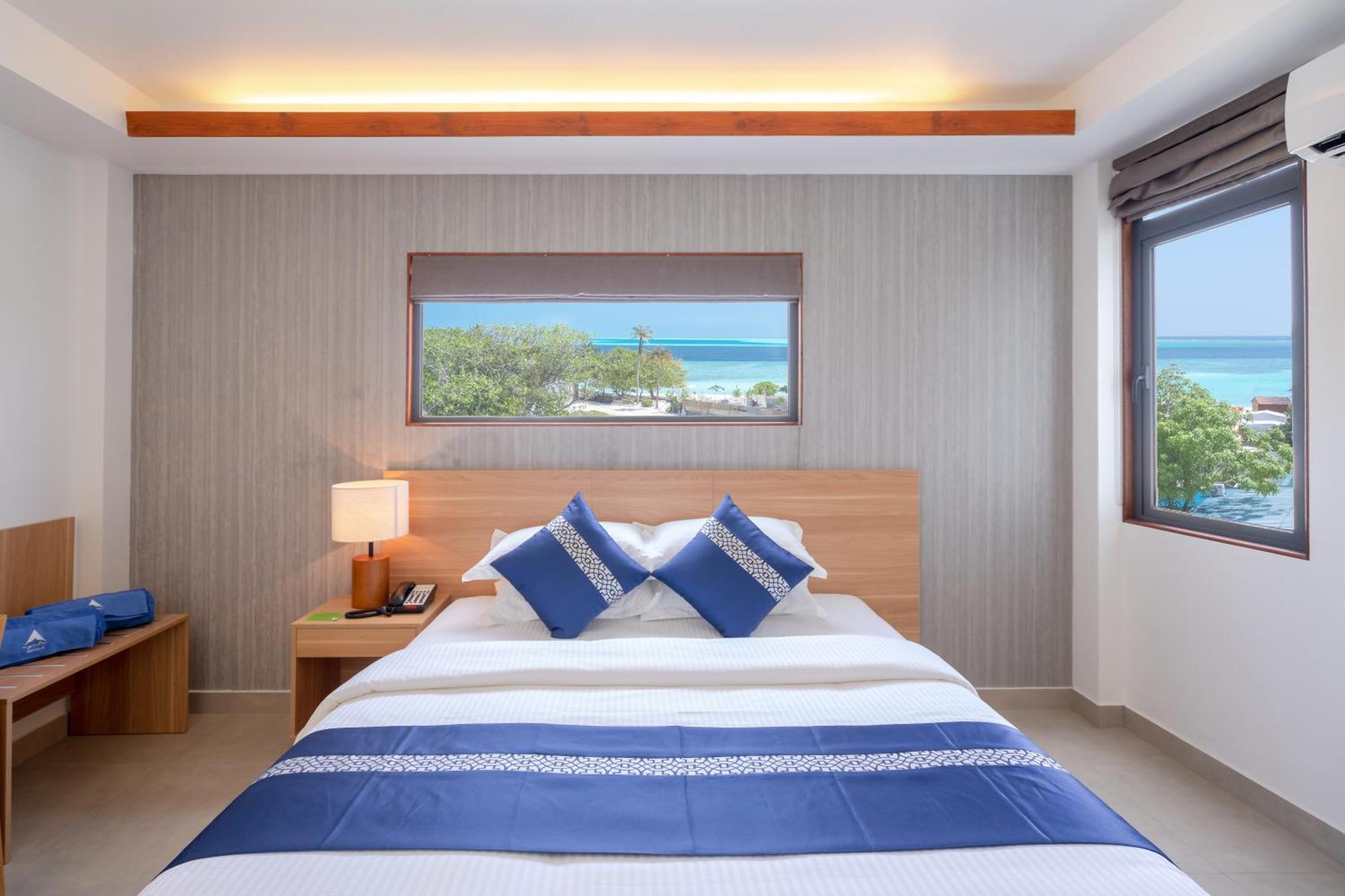 Ayala Oceanview Maldives Hotel Gulhi Eksteriør billede
