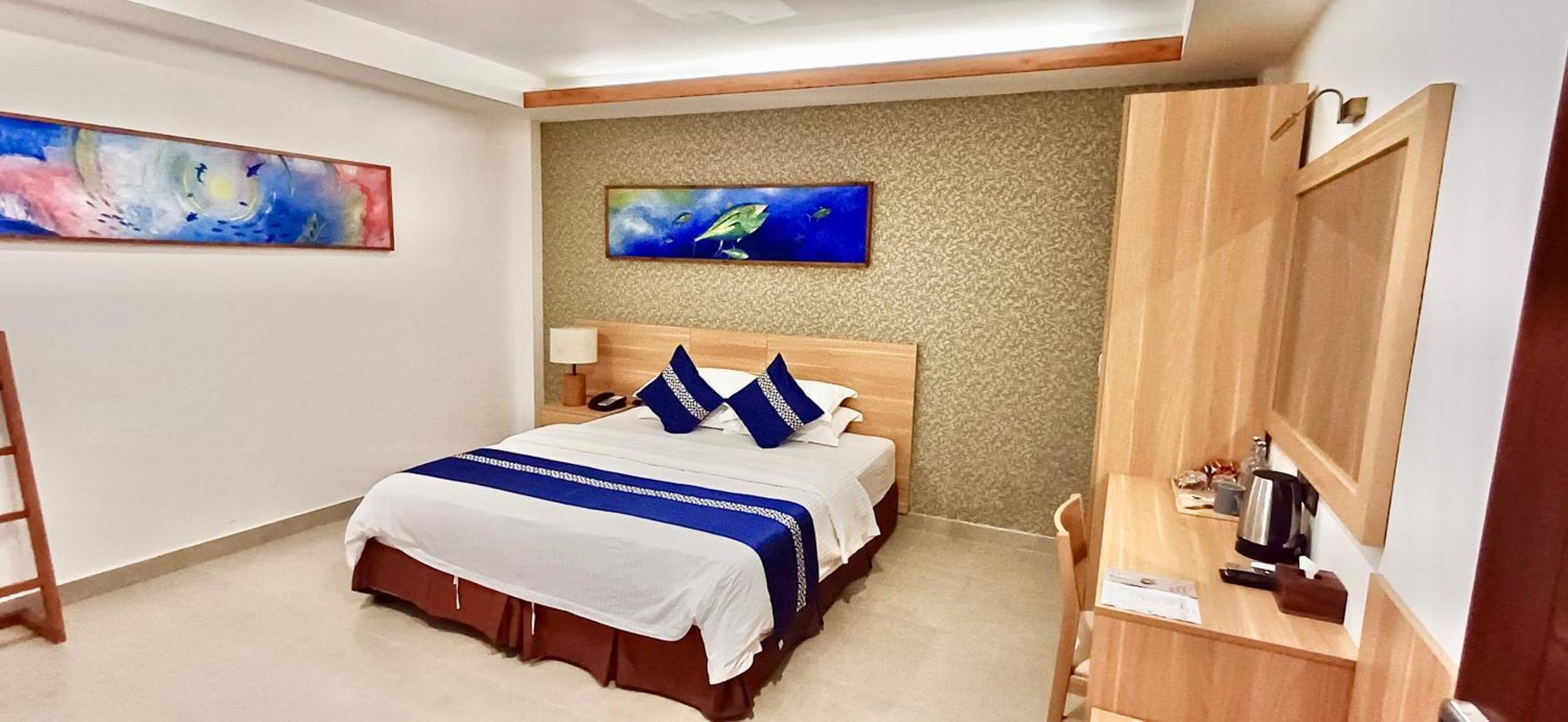 Ayala Oceanview Maldives Hotel Gulhi Eksteriør billede